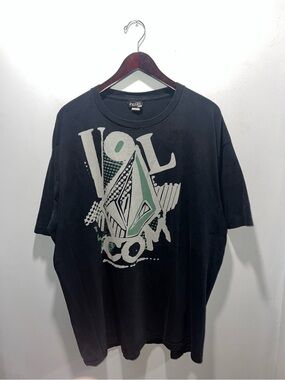 👕🌶 Y2K Volcom "Logo Spellout" Skateboard T-Shirt